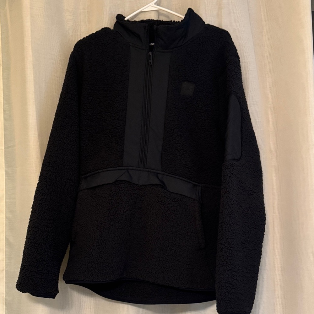 Under Armour Black Sherpa Pull Over